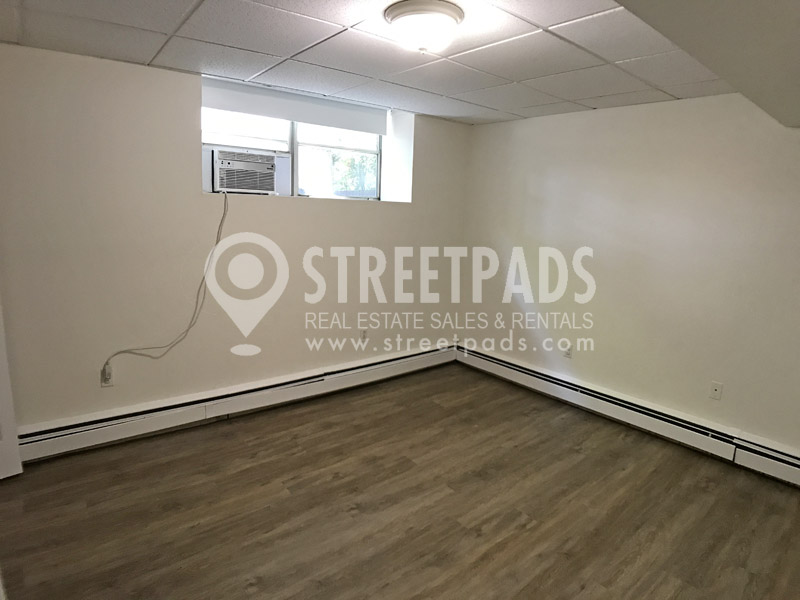 179 Kent St, Brookline Village