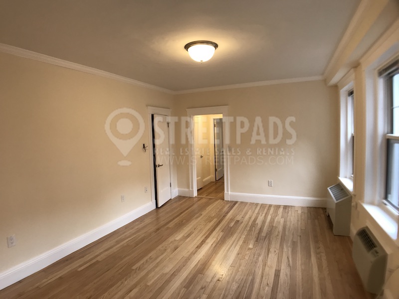 Photos of apartment on Chauncy St.,Cambridge MA 02387
