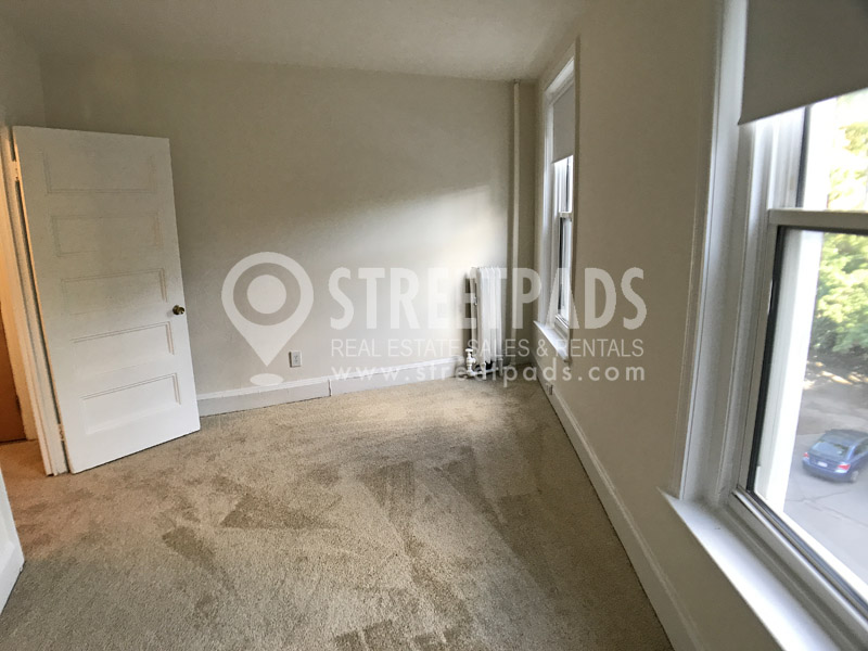 1223 Beacon St, Coolidge Corner