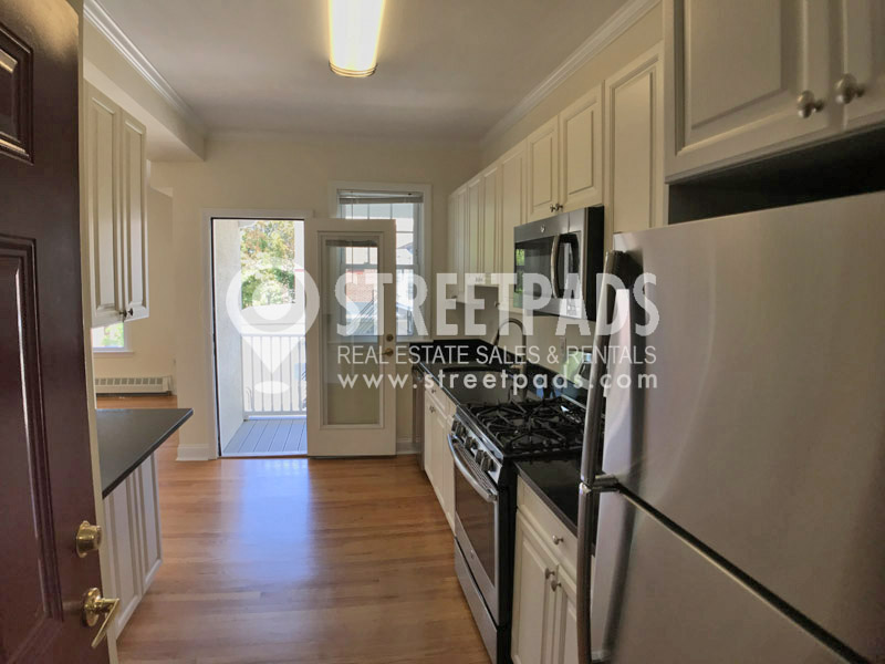 Photos of apartment on Langdon St.,Cambridge MA 