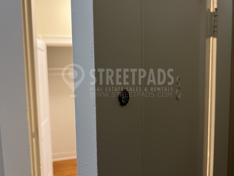 1450 Beacon St, Washington Square