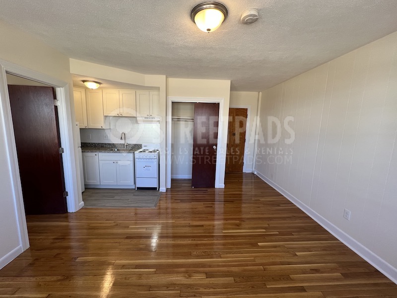 168 North Beacon St, Brighton