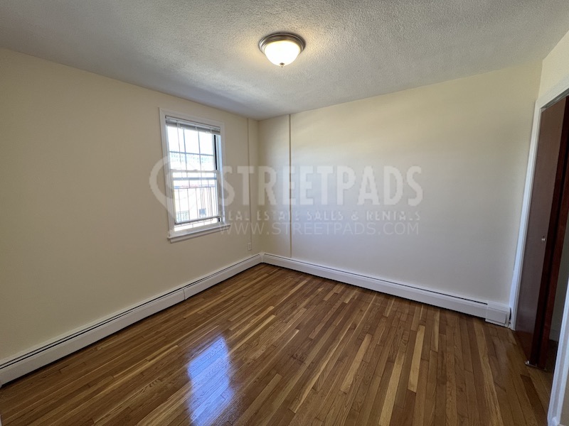 168 North Beacon St, Brighton