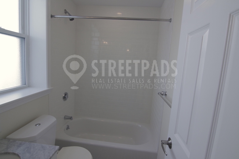 Photos of apartment on Chauncy St.,Cambridge MA 