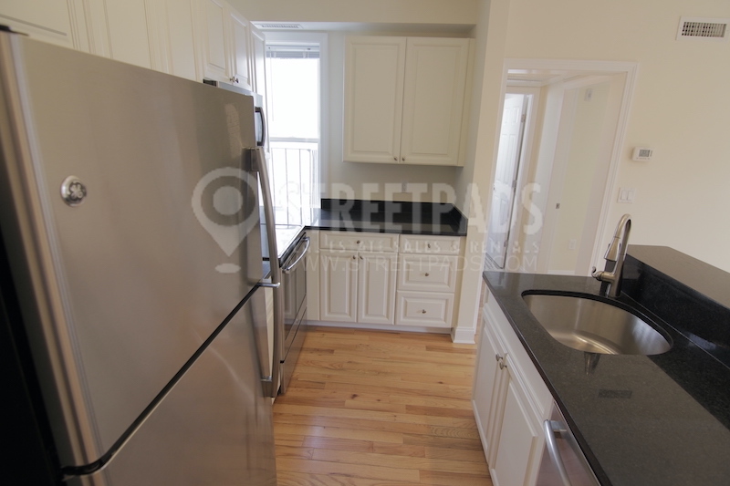 Photos of apartment on Chauncy St.,Cambridge MA 02138