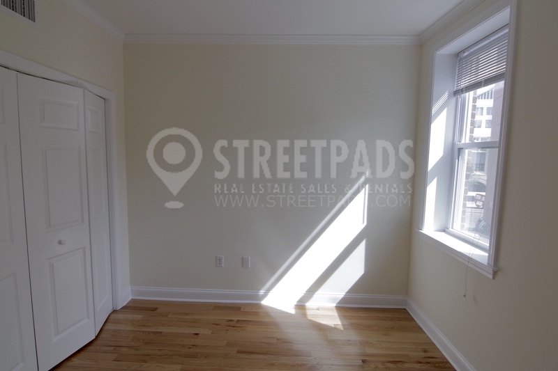 Photos of apartment on Chauncy St.,Cambridge MA 02138