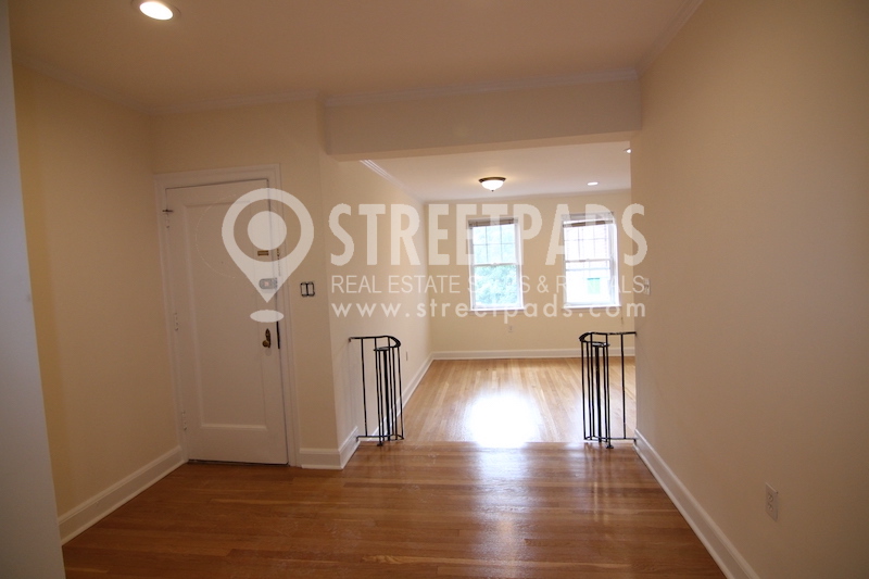 39 Auburn St, Coolidge Corner