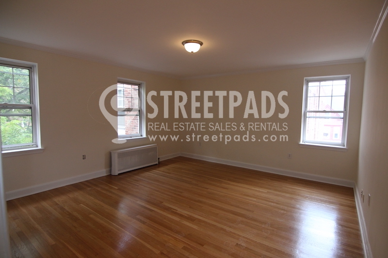 39 Auburn St, Coolidge Corner