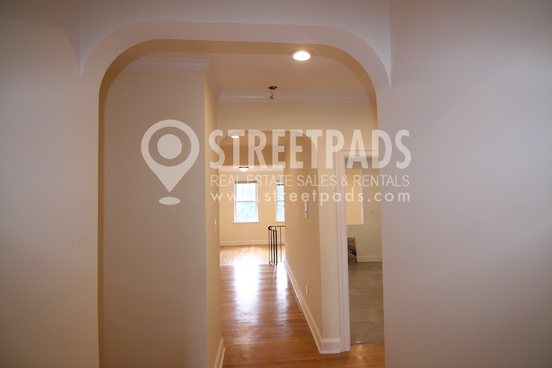 39 Auburn St, Coolidge Corner