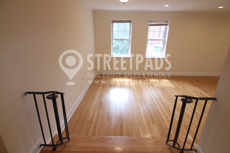 39 Auburn St, Coolidge Corner