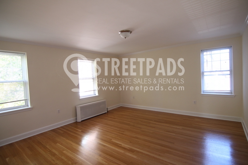 39 Auburn St, Coolidge Corner