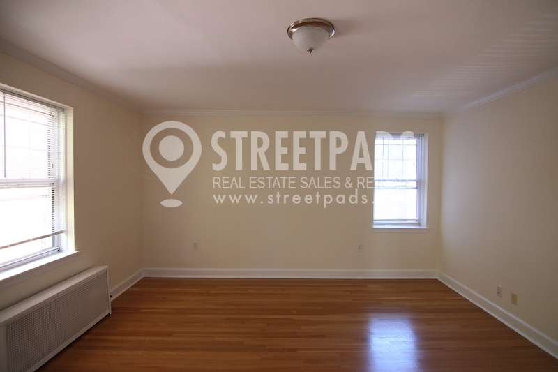 39 Auburn St, Coolidge Corner