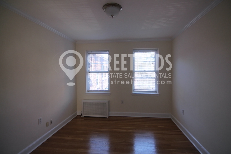 39 Auburn St, Coolidge Corner