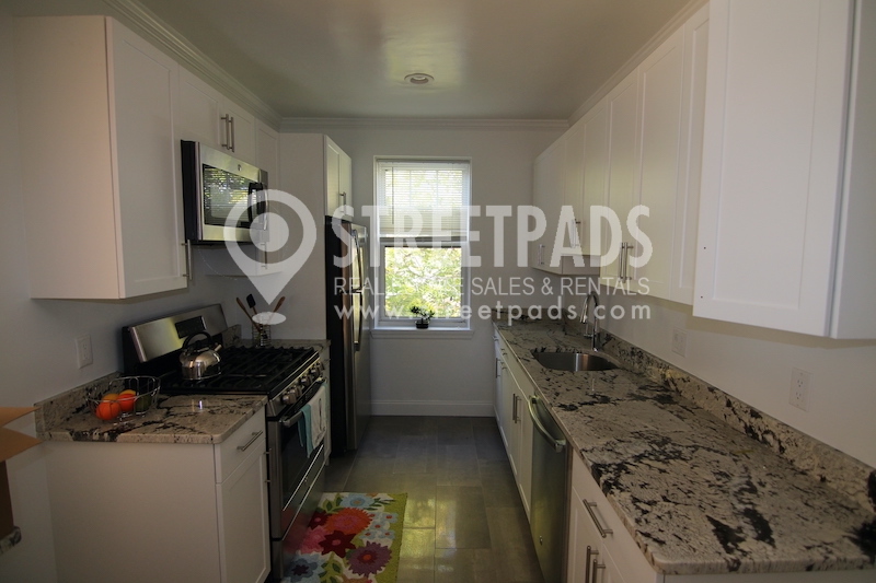 39 Auburn St, Coolidge Corner