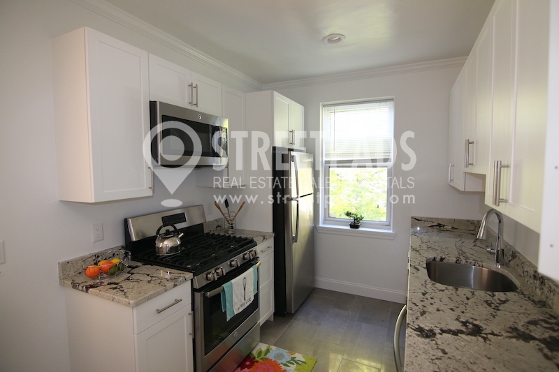 39 Auburn St, Coolidge Corner