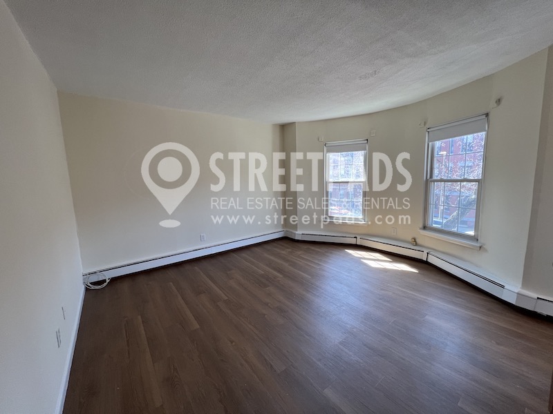 50 Huntington Ave, Jamaica Plain