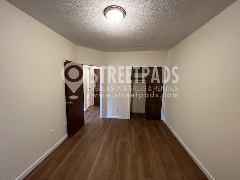 50 Huntington Ave, Jamaica Plain