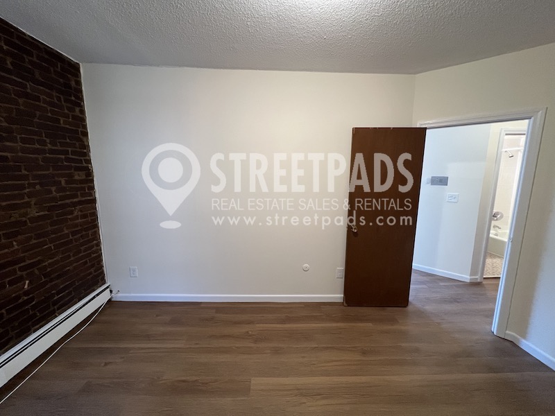 50 Huntington Ave, Jamaica Plain