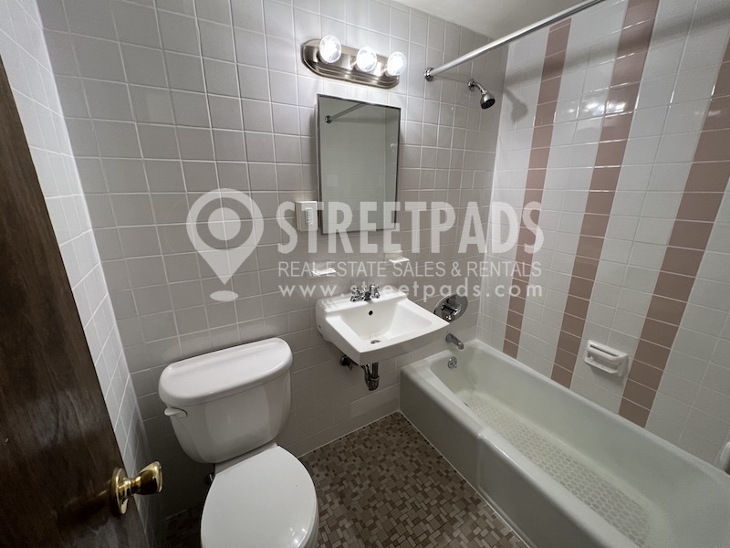 50 Huntington Ave, Jamaica Plain