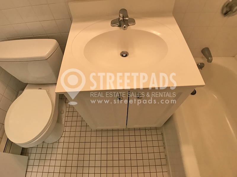 Photos of apartment on Beacon St.,Brookline MA 02446