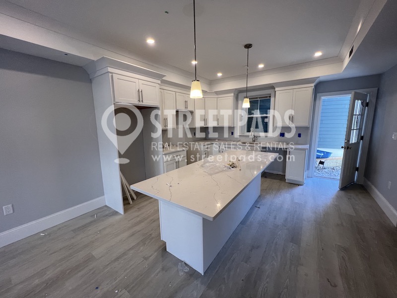 2 Oakland St, Brighton