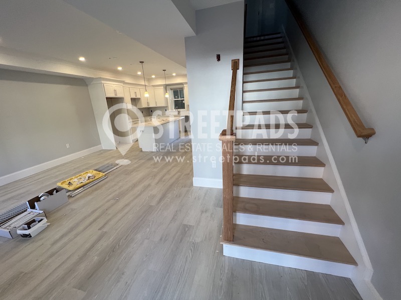 2 Oakland St, Brighton