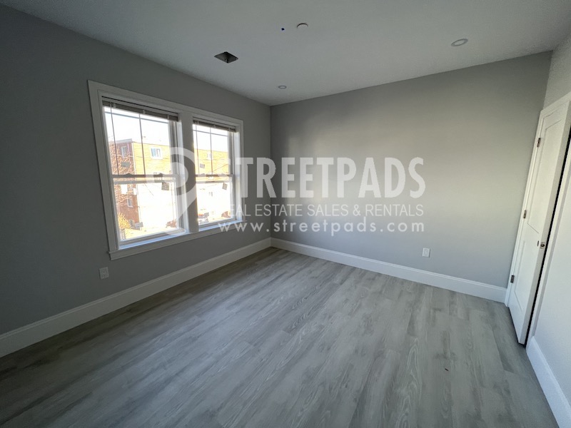 2 Oakland St, Brighton