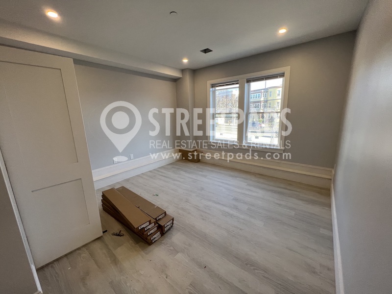 2 Oakland St, Brighton