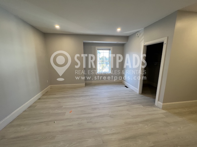 2 Oakland St, Brighton