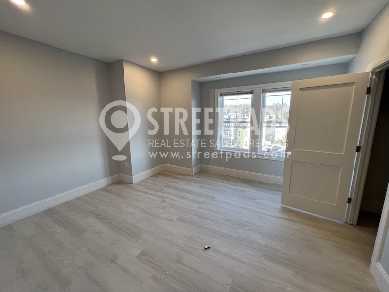 2 Oakland St, Brighton