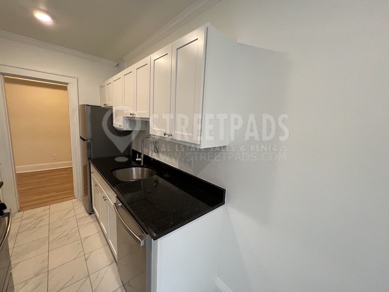 100 Kilsyth Rd, Brighton