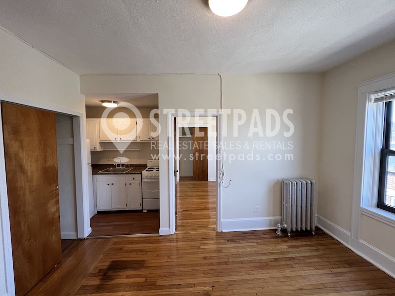Photos of apartment on Commonwealth Ave.,Boston MA 02134