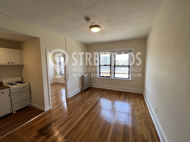 Photos of apartment on Commonwealth Ave.,Boston MA 02134