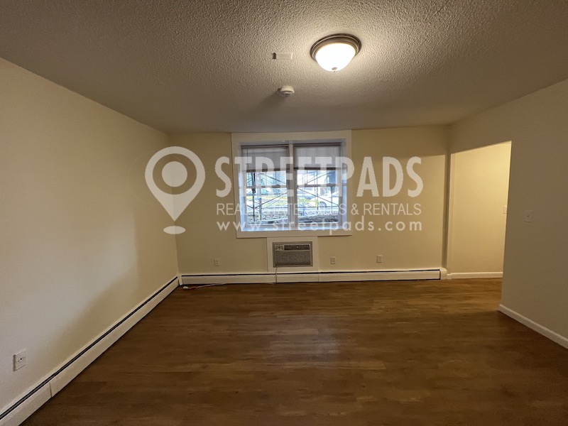 2018 Commonwealth Ave, Brighton