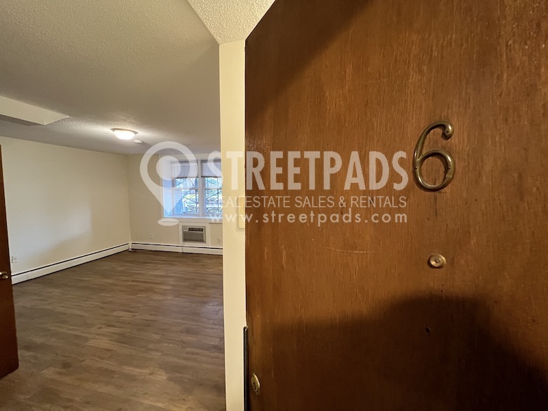 2018 Commonwealth Ave, Brighton