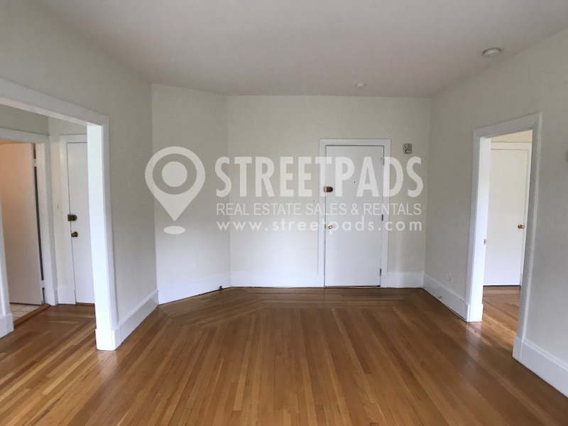 1539 Beacon St, Brighton