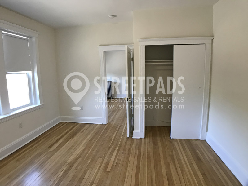 111 Kilsyth Rd, Brighton