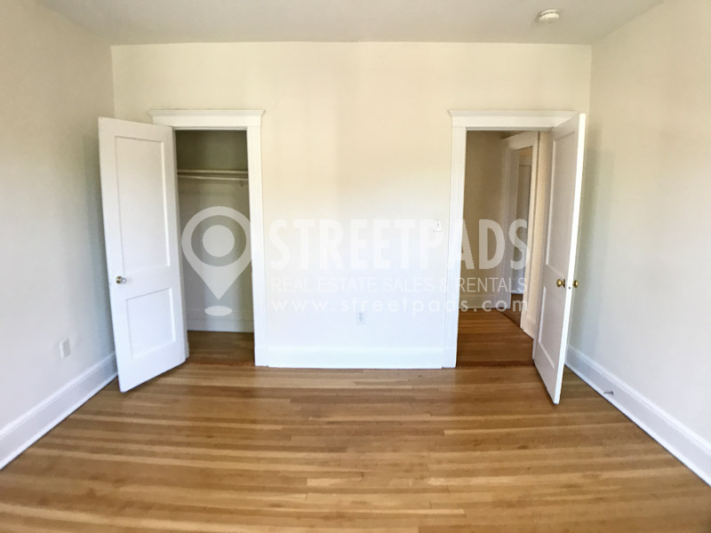 111 Kilsyth Rd, Brighton