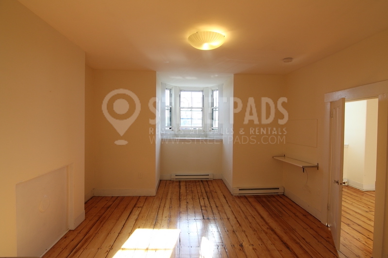 554 Massachusetts Ave, South End