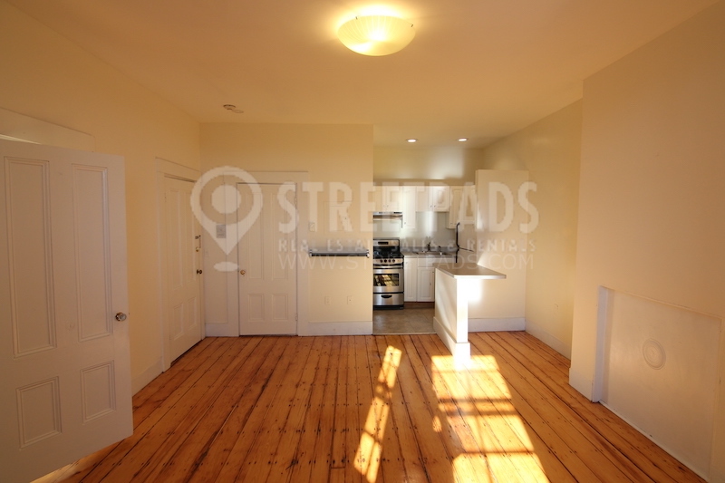 554 Massachusetts Ave, South End