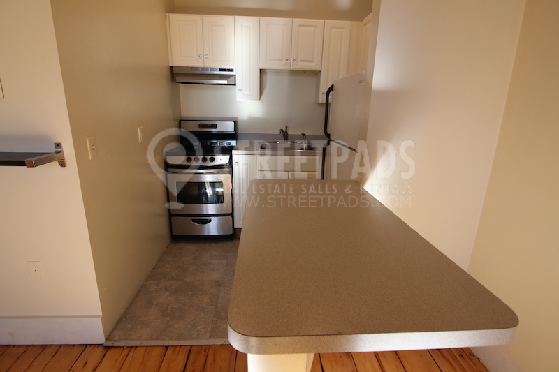 554 Massachusetts Ave, South End