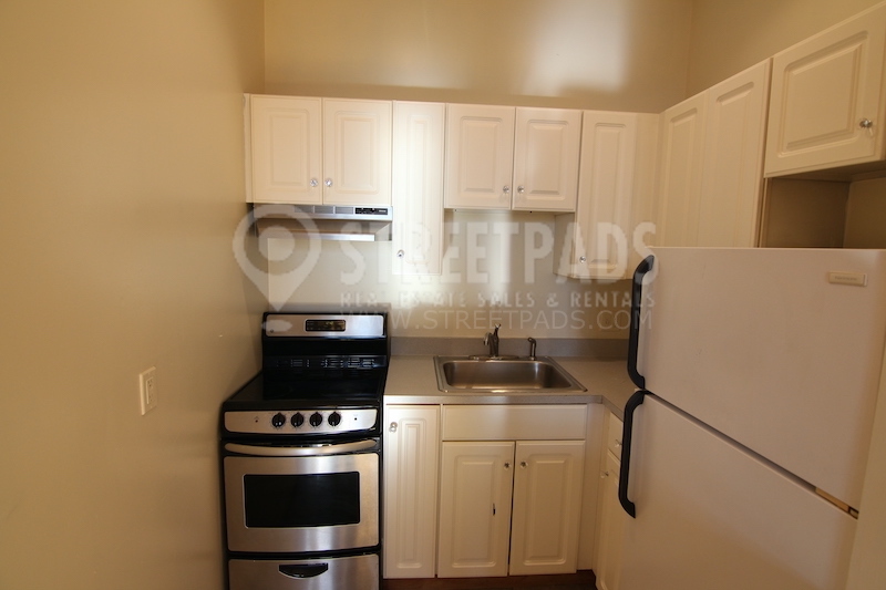 554 Massachusetts Ave, South End