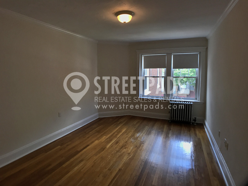 Photos of apartment on Wendell St.,Cambridge MA 