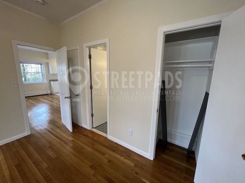 2018 Commonwealth Ave, Brighton