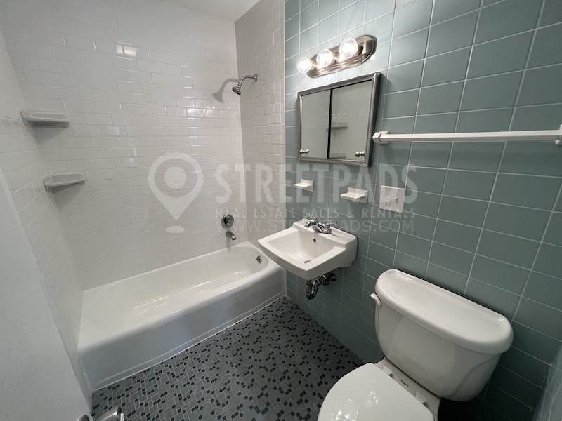 2018 Commonwealth Ave, Brighton