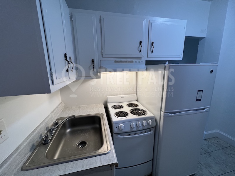 1223 Beacon St, Coolidge Corner