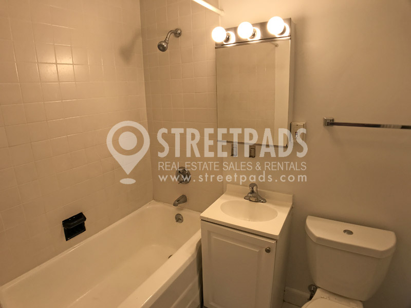 1223 Beacon St, Coolidge Corner