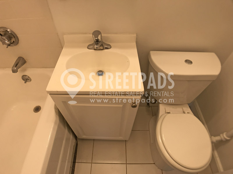 1223 Beacon St, Coolidge Corner