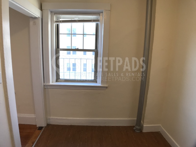 1315 Commonwealth Ave, Allston