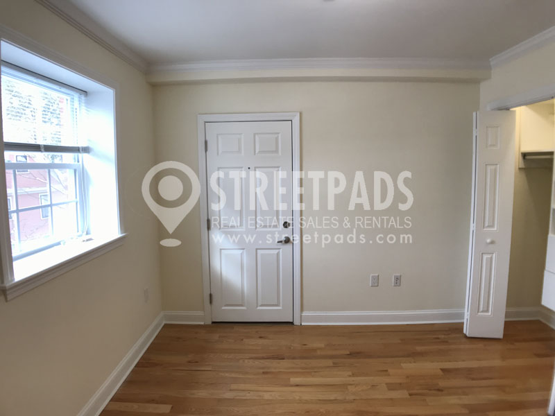 Photos of apartment on Langdon St.,Cambridge MA 